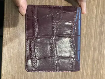 크로커다일 패턴 가죽 접이식 지갑
