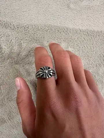 플라워 모티브 오픈 반지