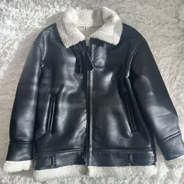 LOWRYSFARM 가죽 보아 무스탕 코트