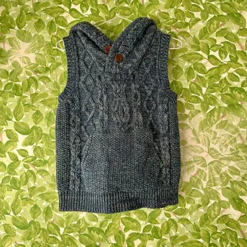 미사용 새상품 GO HEMP 후드 부착 케이블 니트 베스트