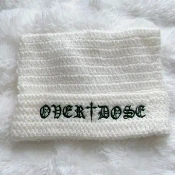 VOLCAN & APHRODITE 고양이 귀 니트