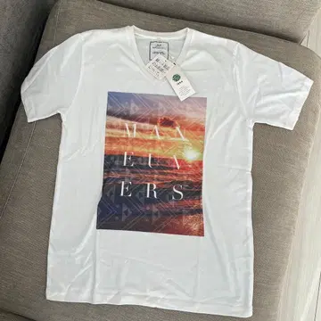 ikka V넥 T셔츠 M 화이트