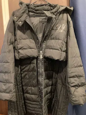 VALENZA 후드 부착 다운 자켓 44