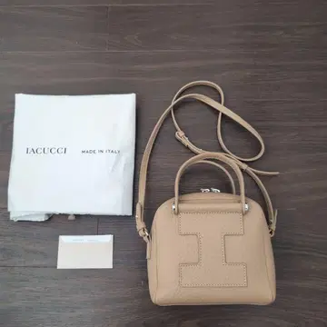 이아쿠치 쿠폴라 숄더백