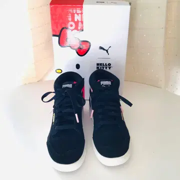 Puma Hello Kitty 콜라보 하이컷 스니커즈 22.5 신발