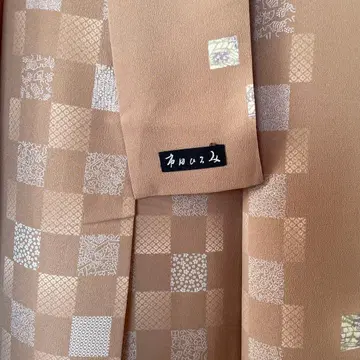 이치다 히로미 브랜드, 워셔블 기모노, 베이지 체크 무늬 코몬 기모노