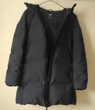 네이비 후드 부착 심리스 다운 자켓 숏