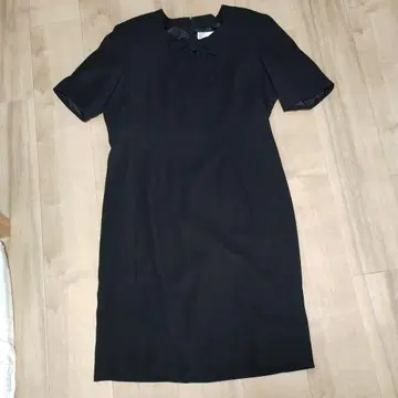 리본 포함 블랙 포멀 원피스 15호