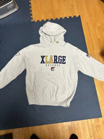 XLARGE 그레이 후드티 후드 부착