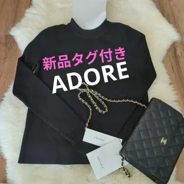 택 포함 새상품 ADORE 블랙 긴팔 니트 38