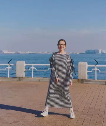 글로벌 워크 소매 리본 컷 원피스 M