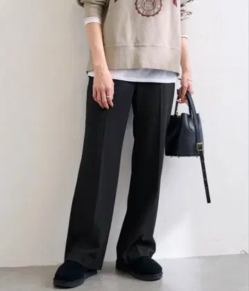 [ 미사용 새상품 ] FRAMeWORK 속기모 플레어 팬츠 블랙 36