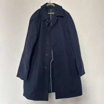 에디 바우어 Eddie Bauer 네이비 트렌치코트 파이핑 포함