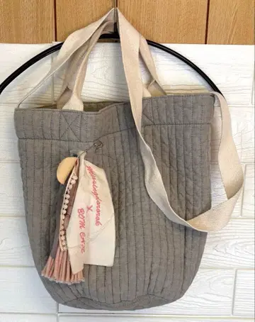 [ Bom Cafe ] 누비백 / 한국 카페 / 토트백