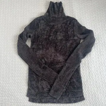 아쓰리드 터틀넥 그레이