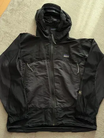 Patagonia 에센셜 쉘 자켓 2002년산 자수 로고