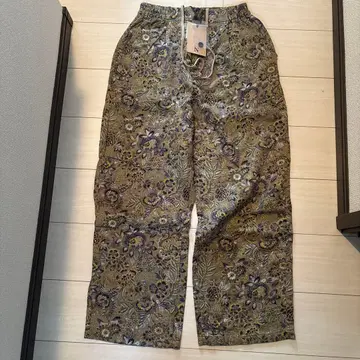 RNA 꽃무늬 팬츠 M 사이즈 올리브 그린