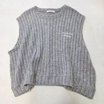 LA MER MA MAISON 라멜마메종 그레이 니트 베스트