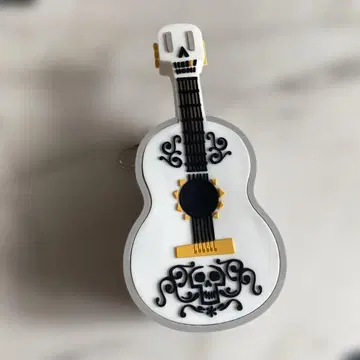 Disney/Pixar 스컬 기타형 파우치 리멤버 미