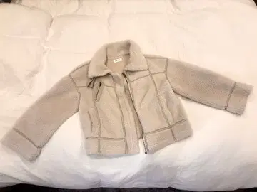 SNIDEL 아이보리 무스탕 코트 ONE SIZE