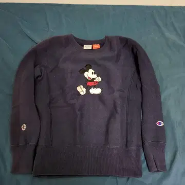 Champion 미키마우스 맨투맨 S