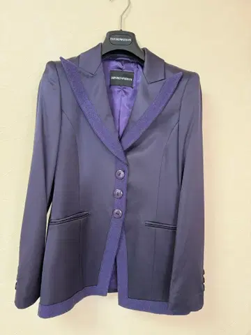 EMPORIO ARMANI 셋업 수트 (자켓+스커트)