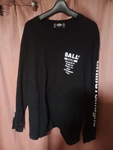 BALL 화려한 어깨 로고 롱 슬리브 티셔츠 블랙