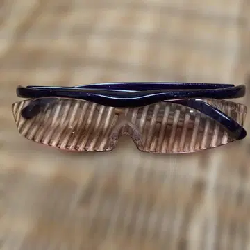 하즈키 보라색 프레임리스 돋보기 블루컷