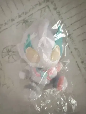 울트라맨 블레이저 포근한 앉은 봉제 인형 파스텔 컬러 울트라맨