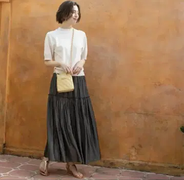 티어드 플레어 스커트 롱 기장 블랙