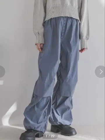 JEANASIS 글로시 파라슈트 팬츠 블랙