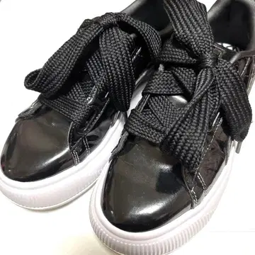 PUMA 마유 하트 페이턴트 통굽 스니커즈 여성용