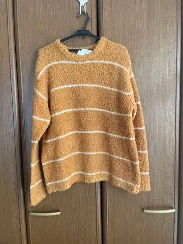 Pizzo Bianco 미사용 새상품 스트라이프 디자인 오렌지 스웨터