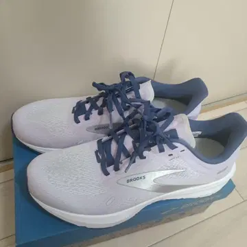 BROOKS Launch 9 러닝화 26.0cm