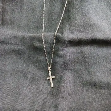 마카사이트 크로스 펜던트 목걸이