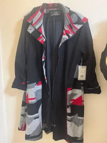 롱 코트 사이즈 42 블랙/그레이/빨간색