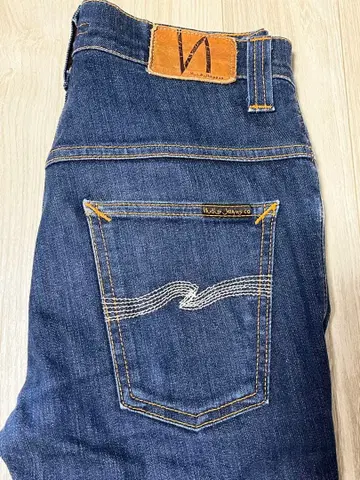[ 새상품급 ] nudie jeans 블루 슬림핏 데님