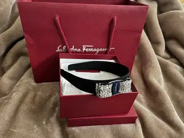Salvatore Ferragamo 페라가모 머리띠 비쥬 블랙