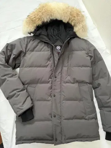 새상품급! Canada Goose 차콜 그레이 Carson Parka