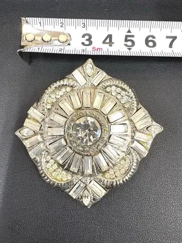 장식 꽃 모양 브로치