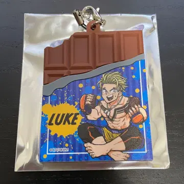 스트리트 파이터 6 프린세스 카페 콜라보 초코형 러버 스트랩 루크