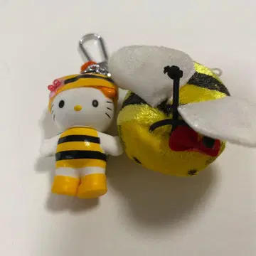 헬로키티 꿀벌 스트랩