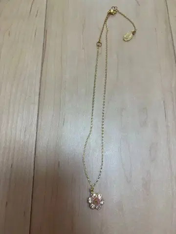 Michal Negrin 꽃 모티브 목걸이