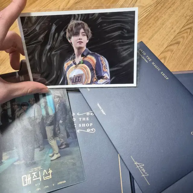 (일괄판매)bts매직샵dvd+사진,목걸이,반지,포카 일괄판매합니다!