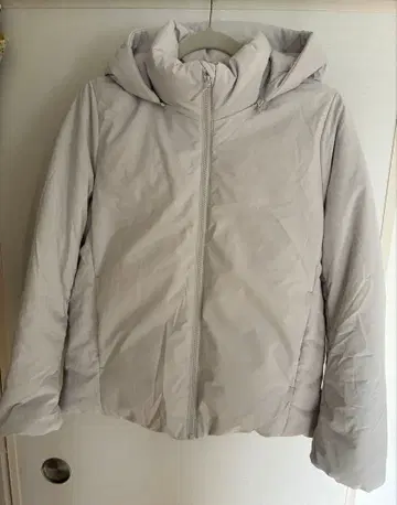 UNIQLO 하이브리드 다운 후드티 WOMENS M 사이즈