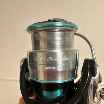 다이와 에메랄다스 LT2500S-DH 낚시릴