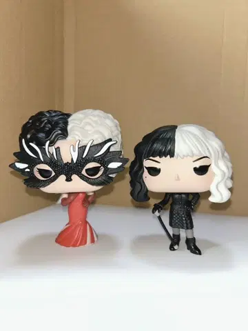 크루엘라 피규어 2체 세트