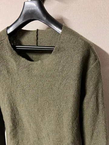 Ware 울 니트 티셔츠 DEVOA JULIUS viridianne