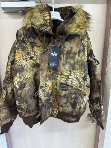 ALPHA INDUSTRIES 후드 부착 자켓 택 포함 새상품