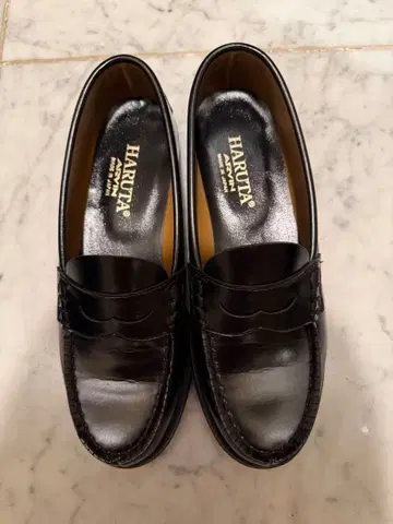 HARUTA 블랙 로퍼 슬립온